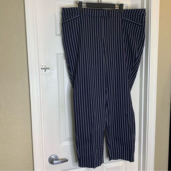Lane Bryant The Madison Navy and White Stripe Ankle Pants Size 22 - Picture 2 of 11